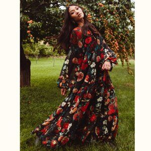 Ivy City Co Imogen Maxi Dress - Moody Floral